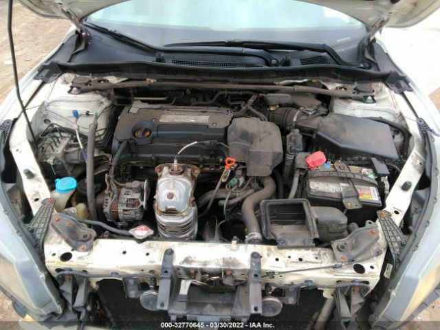 Photo 9 VIN: 1HGCR2F83DA115057 - HONDA ACCORD SDN 