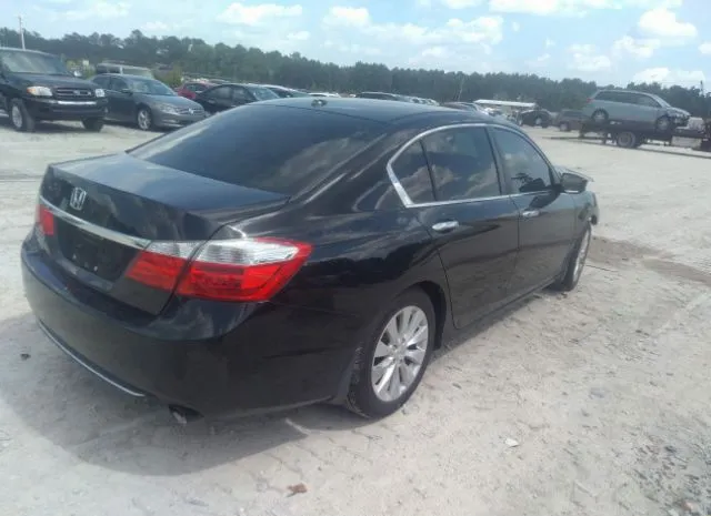 Photo 3 VIN: 1HGCR2F83DA128388 - HONDA ACCORD SDN 