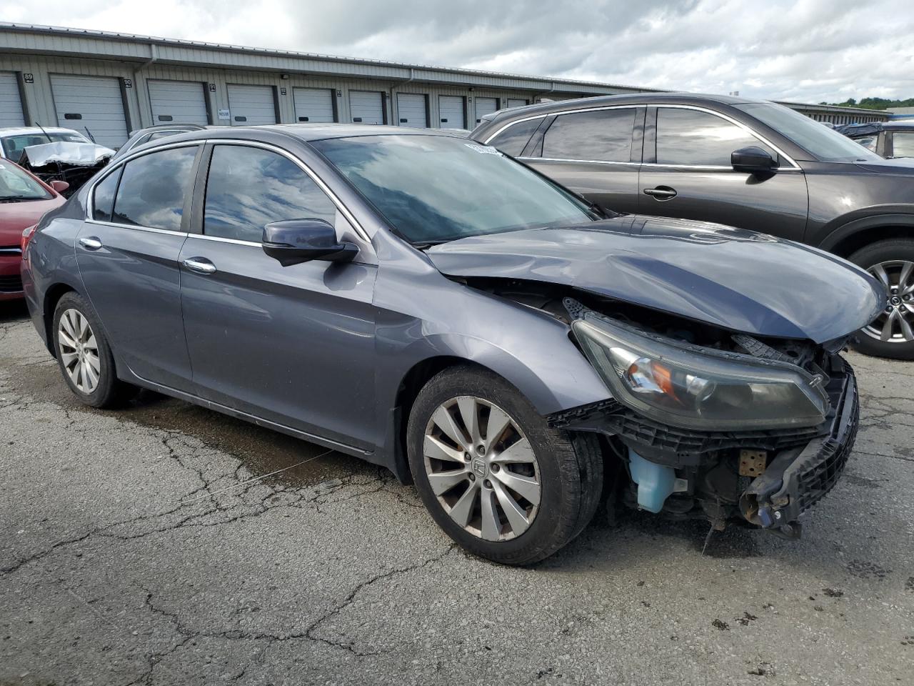 Photo 3 VIN: 1HGCR2F83DA168633 - HONDA ACCORD 