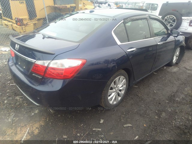 Photo 3 VIN: 1HGCR2F83DA183259 - HONDA ACCORD SDN 