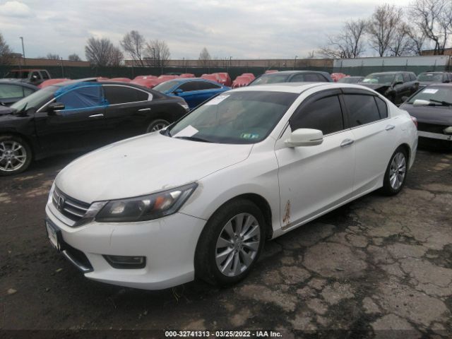 Photo 1 VIN: 1HGCR2F83DA205003 - HONDA ACCORD SDN 