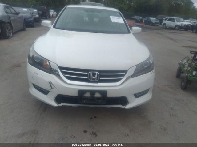 Photo 5 VIN: 1HGCR2F83DA236400 - HONDA ACCORD SDN 