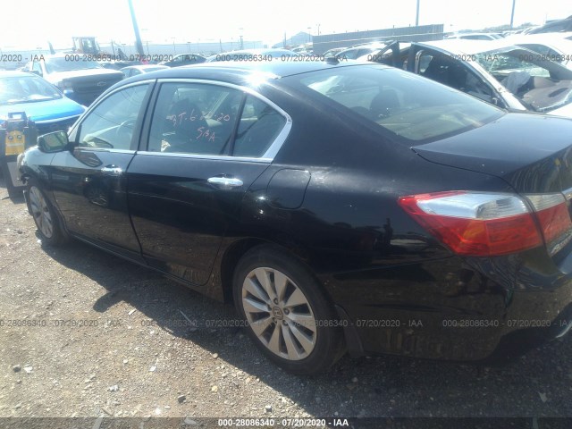 Photo 2 VIN: 1HGCR2F83DA253004 - HONDA ACCORD SDN 