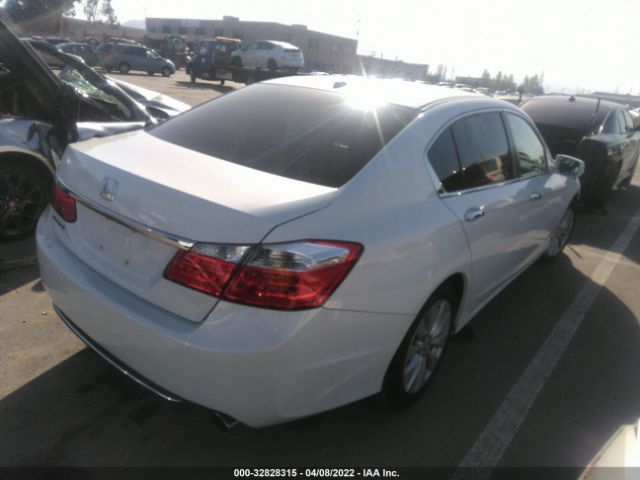 Photo 3 VIN: 1HGCR2F83DA277402 - HONDA ACCORD SDN 