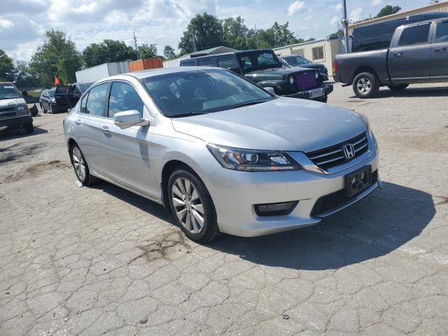 Photo 3 VIN: 1HGCR2F83EA005806 - HONDA ACCORD 