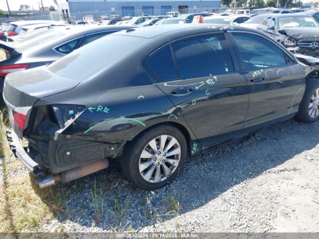 Photo 3 VIN: 1HGCR2F83EA034061 - HONDA ACCORD 