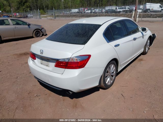 Photo 3 VIN: 1HGCR2F83EA096608 - HONDA ACCORD 