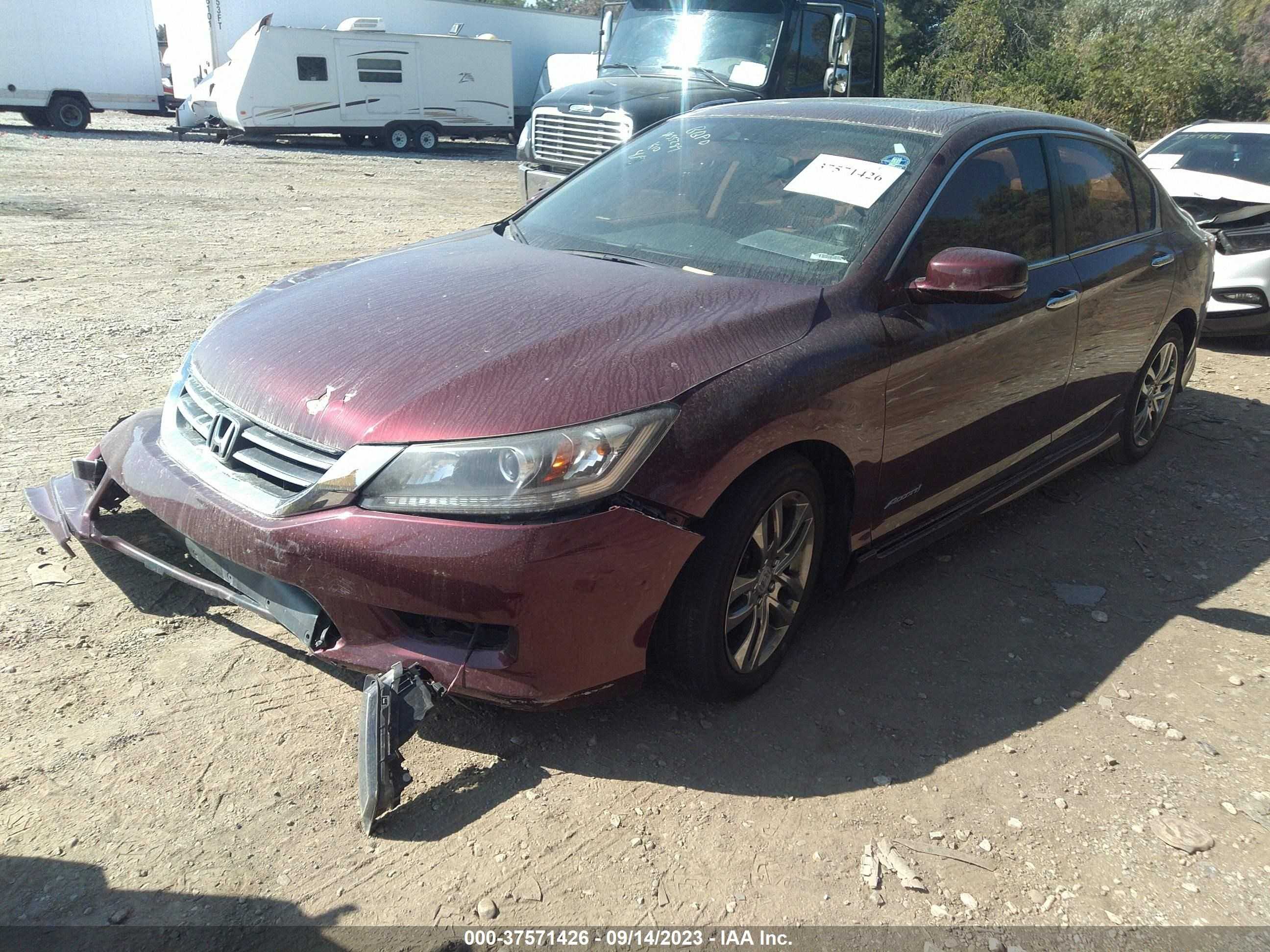 Photo 1 VIN: 1HGCR2F83EA181660 - HONDA ACCORD 