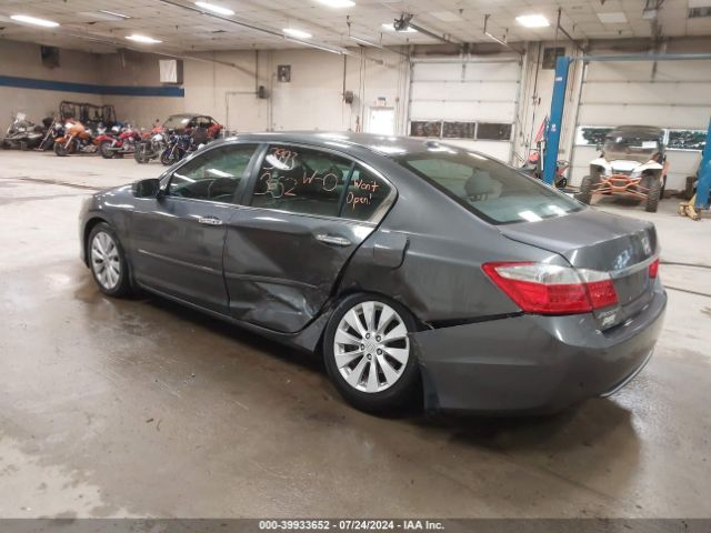 Photo 2 VIN: 1HGCR2F83FA043103 - HONDA ACCORD 