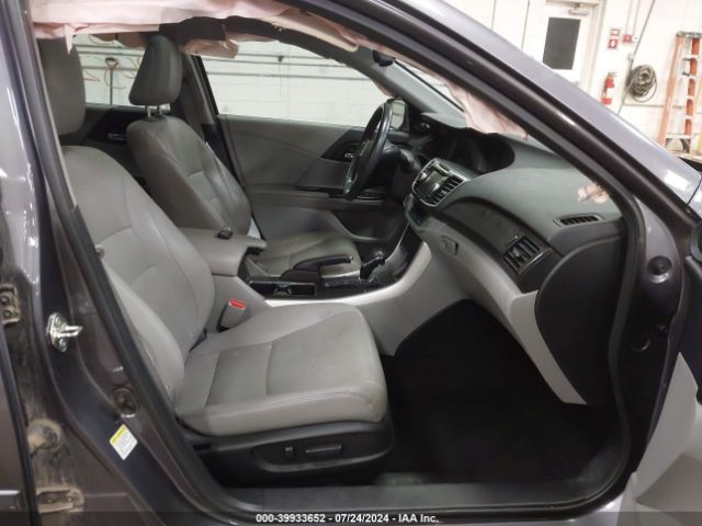 Photo 4 VIN: 1HGCR2F83FA043103 - HONDA ACCORD 