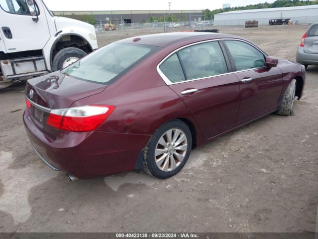 Photo 3 VIN: 1HGCR2F83FA056241 - HONDA ACCORD 