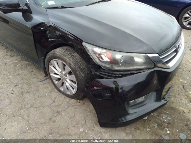 Photo 5 VIN: 1HGCR2F83FA070348 - HONDA ACCORD SEDAN 