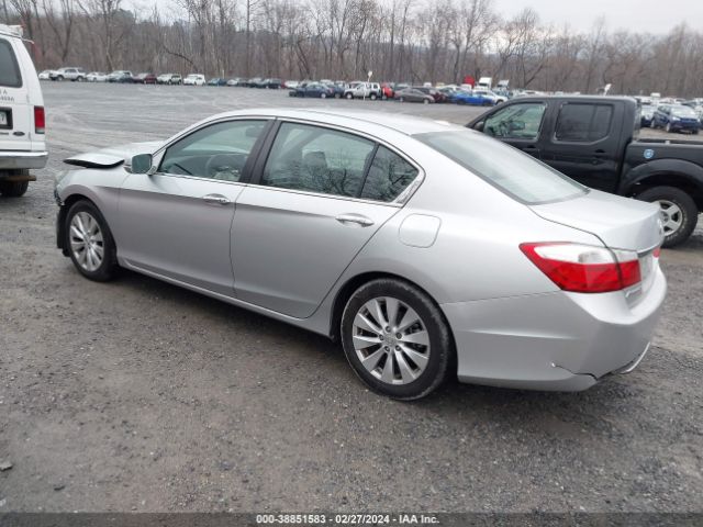 Photo 2 VIN: 1HGCR2F83FA106054 - HONDA ACCORD 