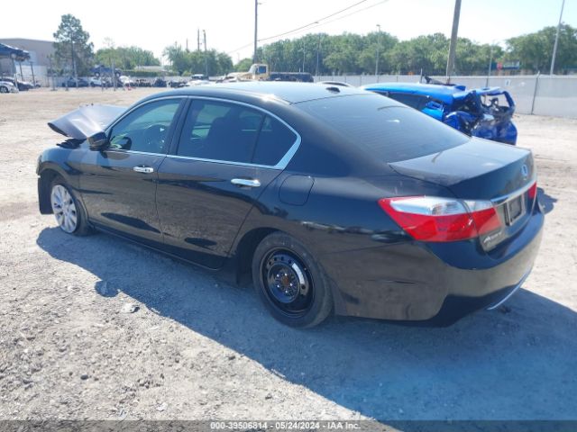 Photo 2 VIN: 1HGCR2F83FA114896 - HONDA ACCORD 