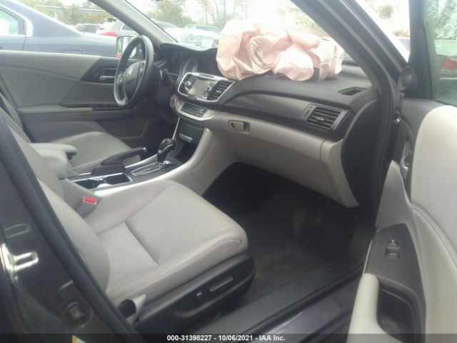 Photo 4 VIN: 1HGCR2F83FA140124 - HONDA ACCORD SEDAN 