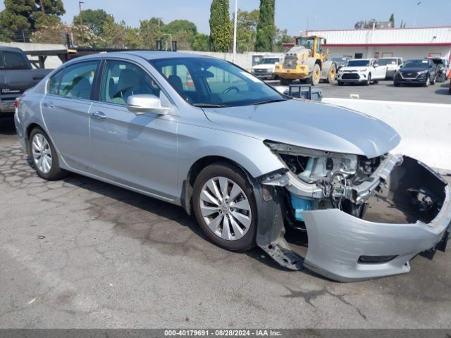 Photo 0 VIN: 1HGCR2F83FA168215 - HONDA ACCORD 