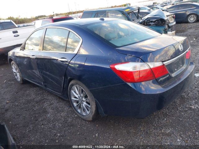 Photo 2 VIN: 1HGCR2F83FA181465 - HONDA ACCORD 