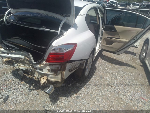 Photo 3 VIN: 1HGCR2F83FA241079 - HONDA ACCORD SEDAN 