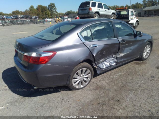 Photo 3 VIN: 1HGCR2F83FA245522 - HONDA ACCORD SEDAN 