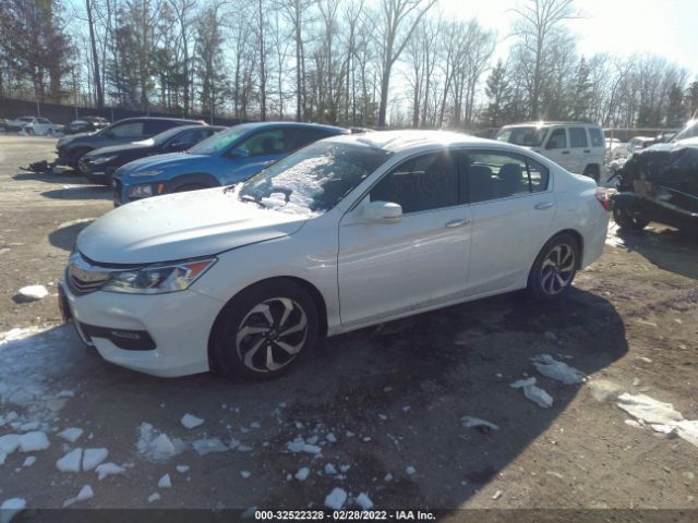 Photo 1 VIN: 1HGCR2F83GA051168 - HONDA ACCORD SEDAN 