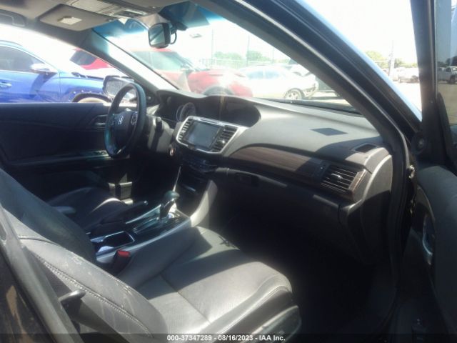 Photo 4 VIN: 1HGCR2F83GA101454 - HONDA ACCORD 