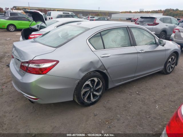 Photo 3 VIN: 1HGCR2F83GA175361 - HONDA ACCORD 