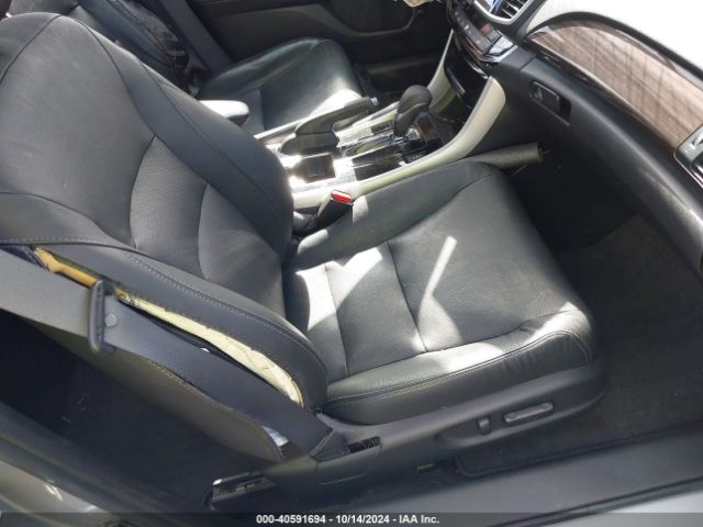 Photo 4 VIN: 1HGCR2F83GA183153 - HONDA ACCORD 