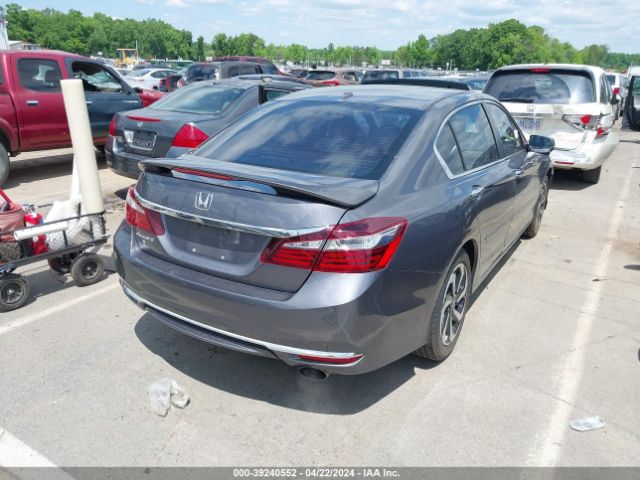 Photo 3 VIN: 1HGCR2F83GA231136 - HONDA ACCORD 