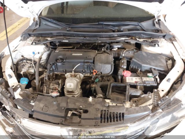 Photo 9 VIN: 1HGCR2F83HA086438 - HONDA ACCORD 