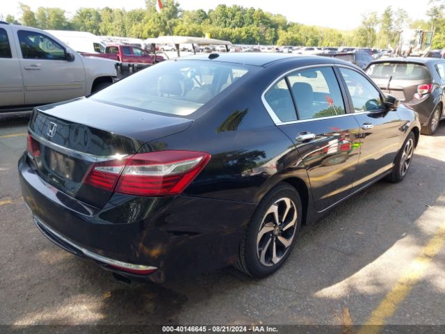 Photo 3 VIN: 1HGCR2F83HA098279 - HONDA ACCORD 