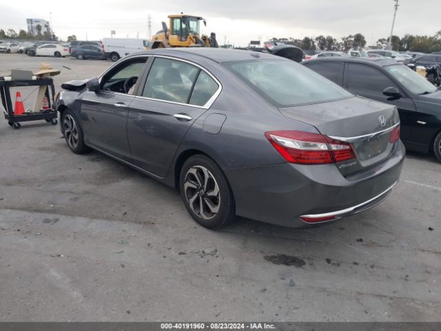 Photo 2 VIN: 1HGCR2F83HA277695 - HONDA ACCORD 