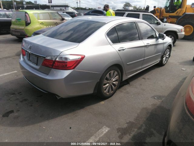 Photo 3 VIN: 1HGCR2F84DA005263 - HONDA ACCORD SDN 