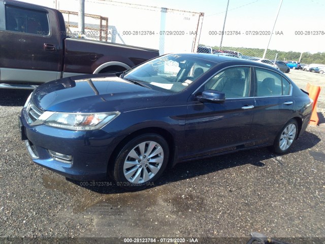 Photo 1 VIN: 1HGCR2F84DA058867 - HONDA ACCORD SDN 