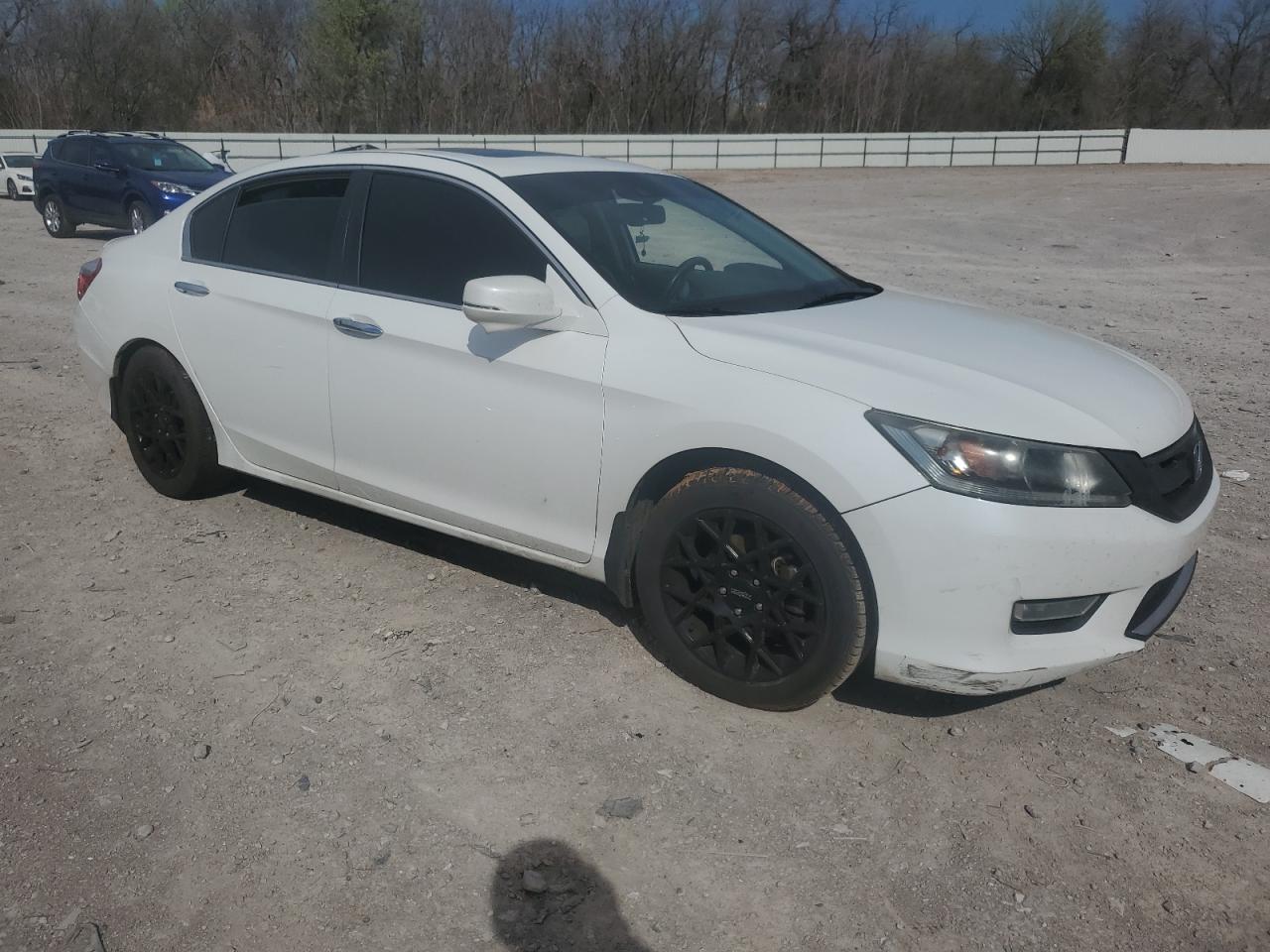 Photo 3 VIN: 1HGCR2F84DA087530 - HONDA ACCORD 