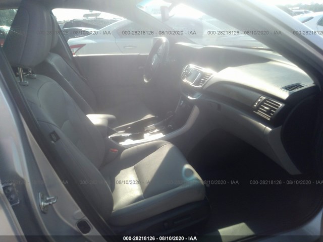 Photo 4 VIN: 1HGCR2F84DA139884 - HONDA ACCORD SDN 