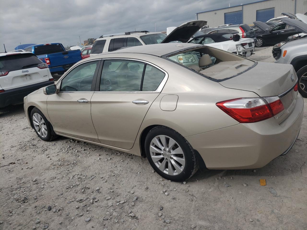 Photo 1 VIN: 1HGCR2F84DA158435 - HONDA ACCORD EXL 