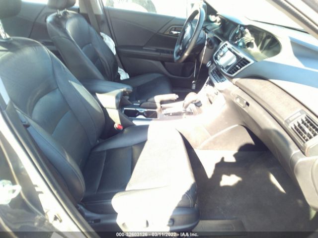 Photo 4 VIN: 1HGCR2F84DA161870 - HONDA ACCORD SDN 