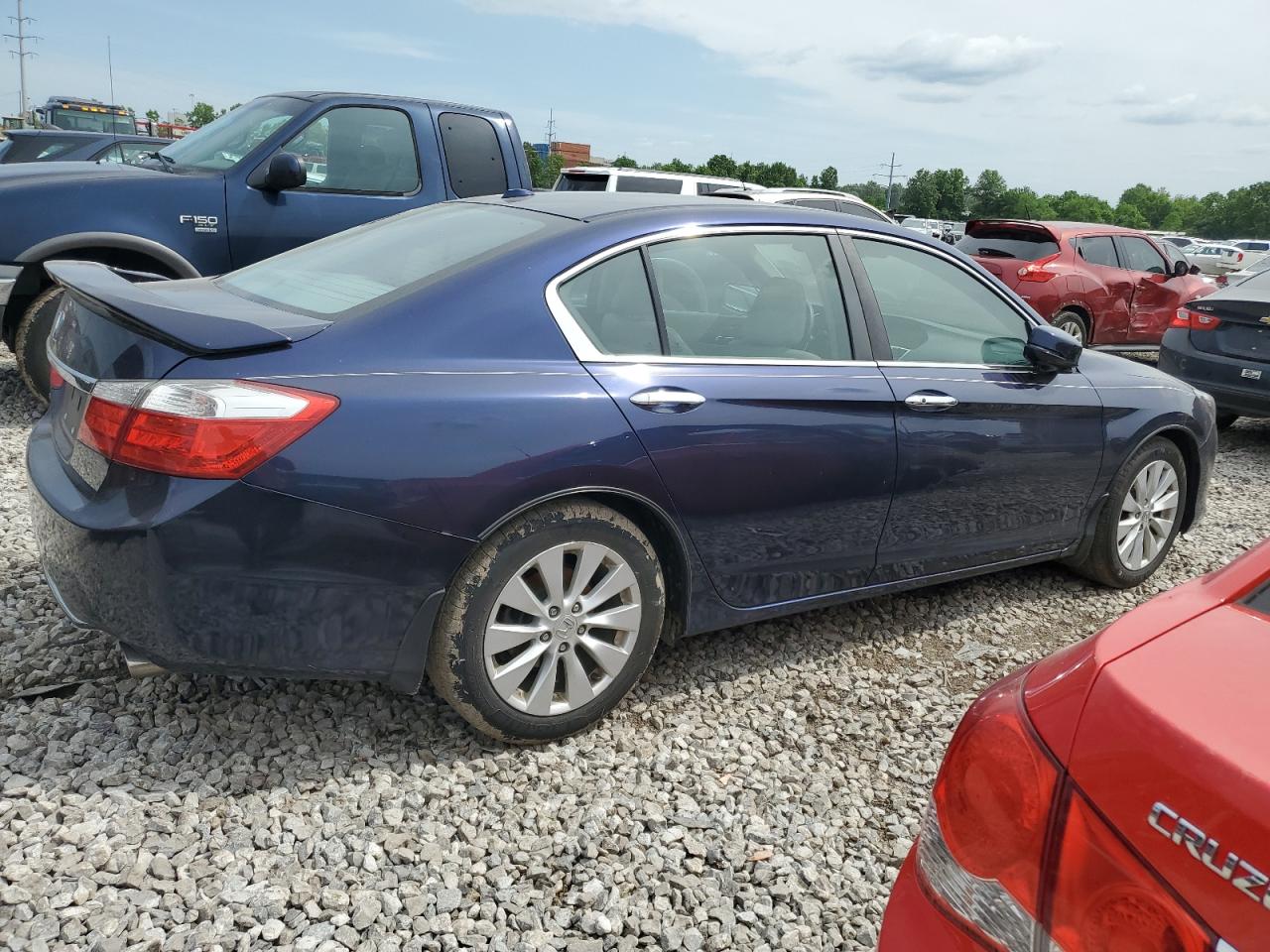 Photo 2 VIN: 1HGCR2F84DA173713 - HONDA ACCORD 