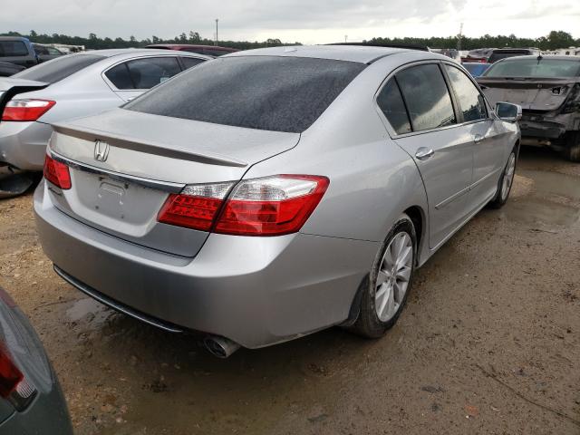 Photo 3 VIN: 1HGCR2F84DA191838 - HONDA ACCORD SDN 