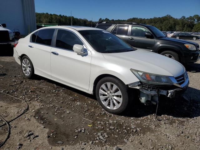 Photo 3 VIN: 1HGCR2F84DA218777 - HONDA ACCORD 