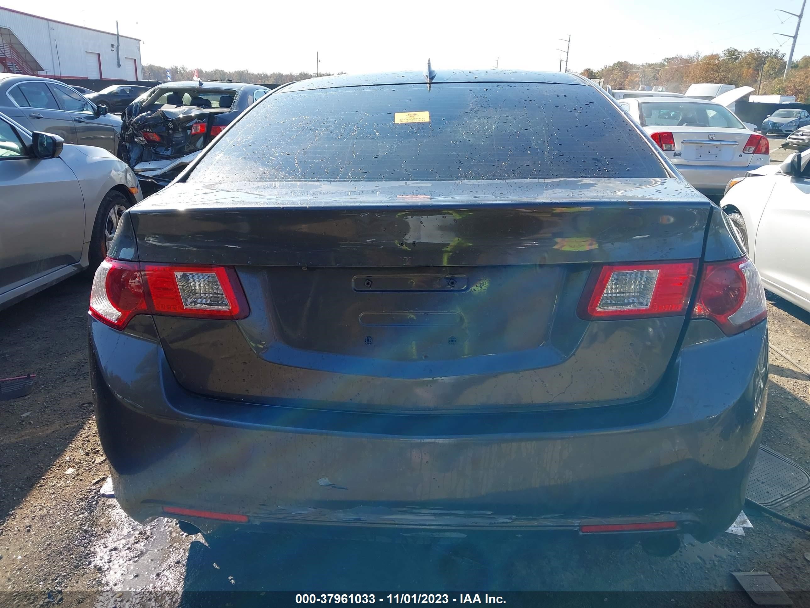 Photo 14 VIN: 1HGCR2F84EA107325 - ACURA TSX 