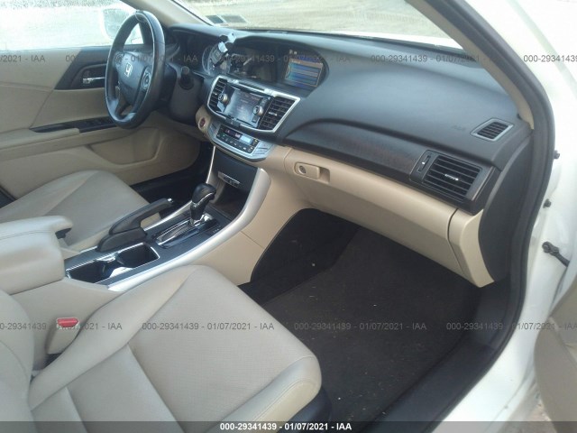 Photo 4 VIN: 1HGCR2F84EA130121 - HONDA ACCORD SEDAN 