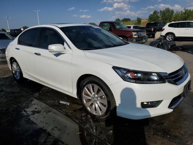 Photo 3 VIN: 1HGCR2F84EA150272 - HONDA ACCORD 