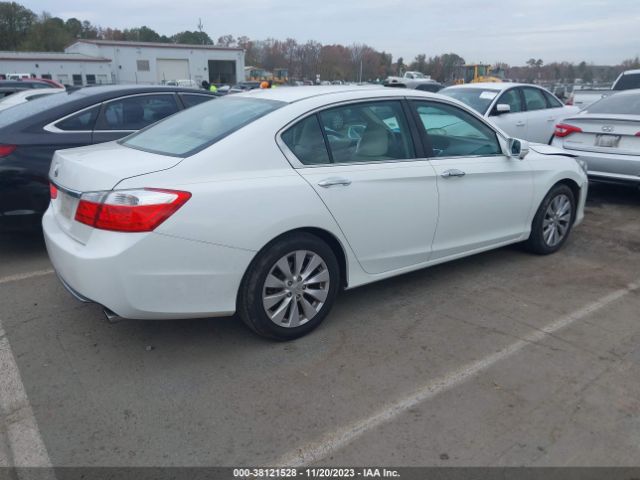 Photo 3 VIN: 1HGCR2F84EA207361 - HONDA ACCORD 