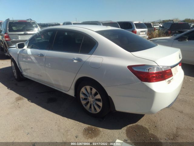 Photo 2 VIN: 1HGCR2F84FA019442 - HONDA ACCORD SEDAN 