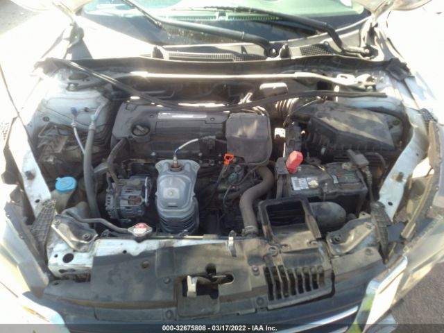 Photo 9 VIN: 1HGCR2F84FA019442 - HONDA ACCORD SEDAN 