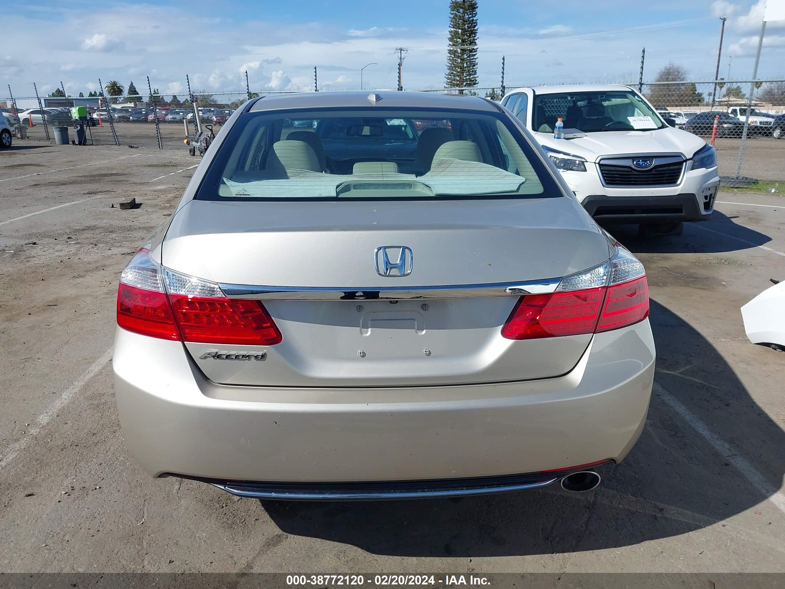 Photo 16 VIN: 1HGCR2F84FA030537 - HONDA ACCORD 