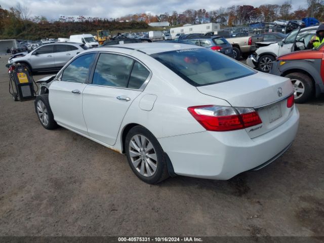 Photo 2 VIN: 1HGCR2F84FA062954 - HONDA ACCORD 