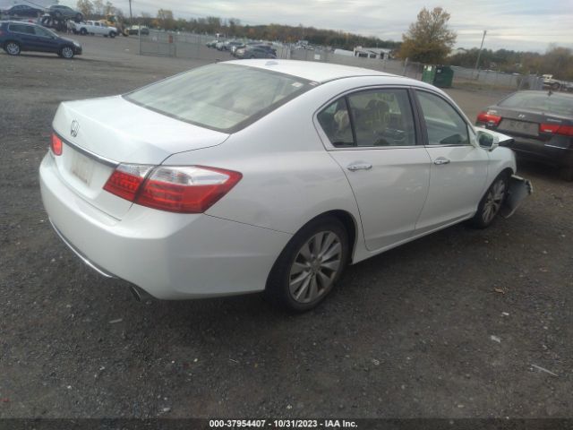 Photo 3 VIN: 1HGCR2F84FA065949 - HONDA ACCORD 