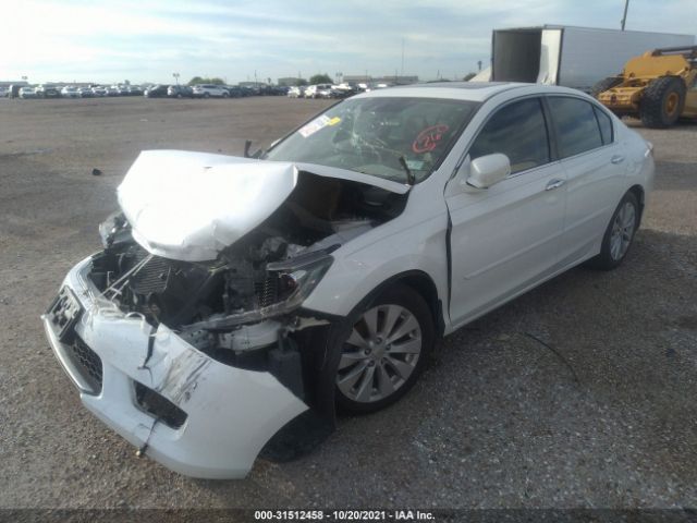 Photo 1 VIN: 1HGCR2F84FA111361 - HONDA ACCORD SEDAN 